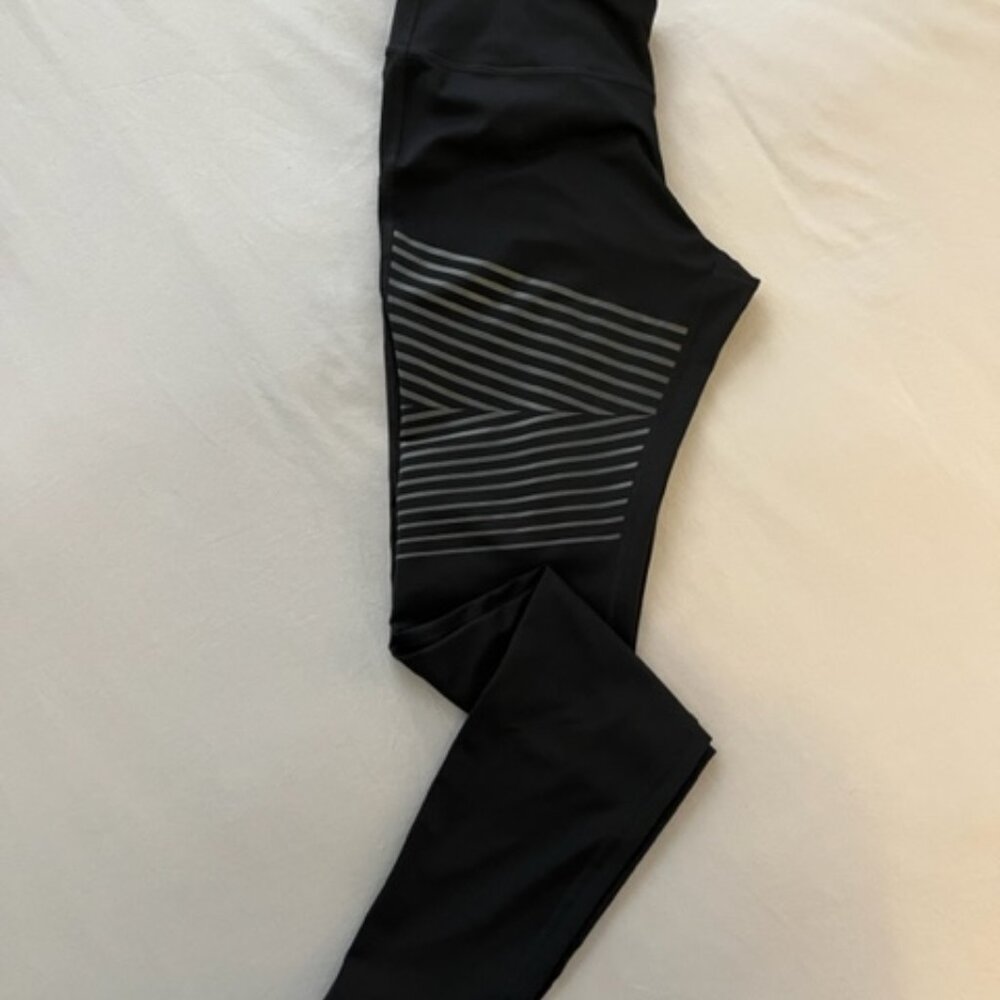 NIKE Dri-Fit Running Legging with Reflective Graphic, Black, Size S - Picture 2 of 5
